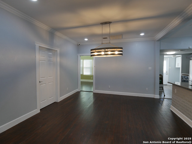 Image 11 of 21 For 1142 Lynwood W