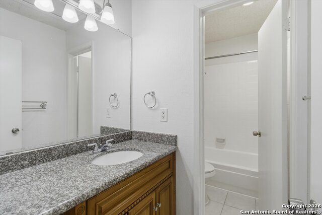 Image 16 of 24 For 7322 Oak Manor #19  19