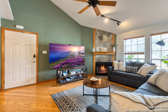 Image 2 of 18 For 8655 Datapoint  506