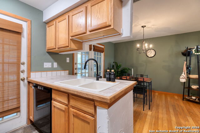 Image 6 of 18 For 8655 Datapoint  506