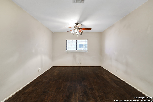 Image 18 of 34 For 11135 Cedar Park