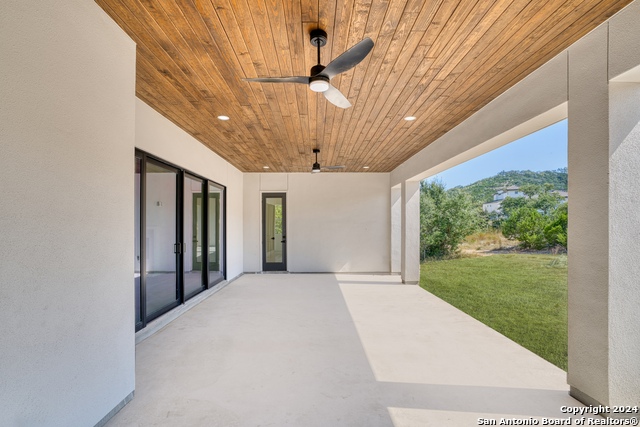 Image 34 of 35 For 11010 Nina  