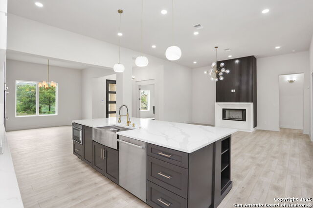 Image 9 of 35 For 11010 Nina  