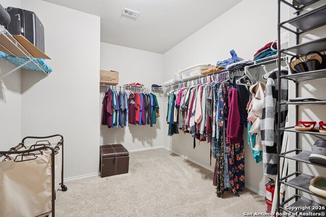 Image 31 of 51 For 13030 Heathers Reef