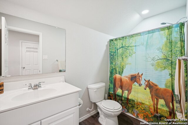 Image 33 of 51 For 13030 Heathers Reef