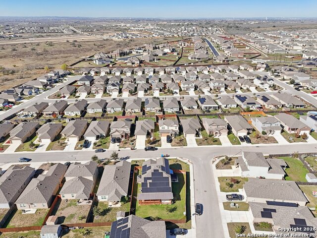 Image 49 of 51 For 13030 Heathers Reef