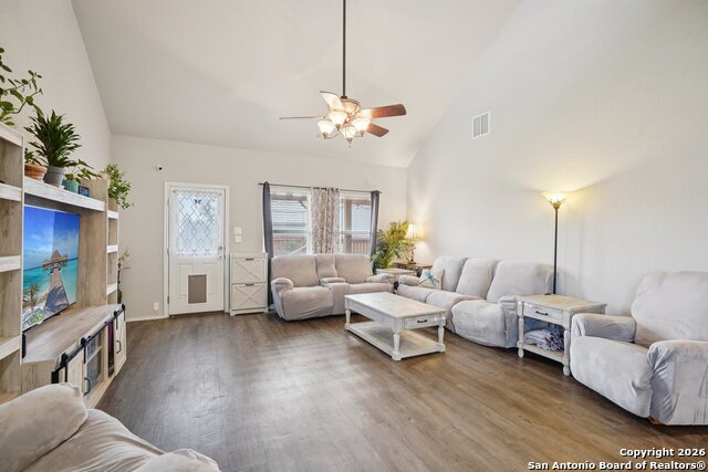 Image 5 of 51 For 13030 Heathers Reef