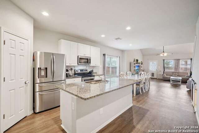 Image 9 of 51 For 13030 Heathers Reef