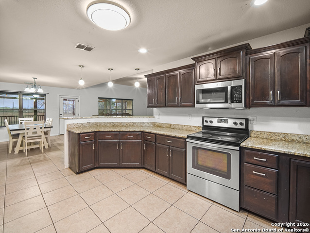 Image 13 of 45 For 312 Edgehill