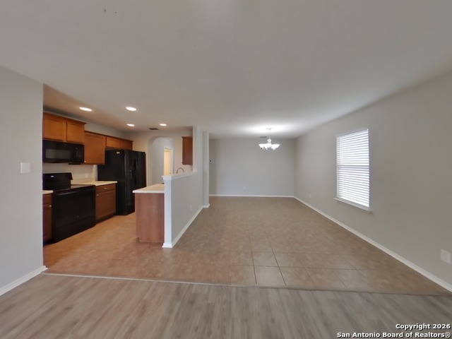 Image 3 of 16 For 2319 Camberly