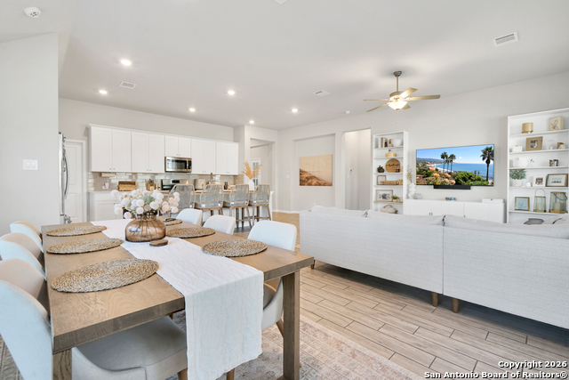 Image 10 of 50 For 5307 Saunter Ln