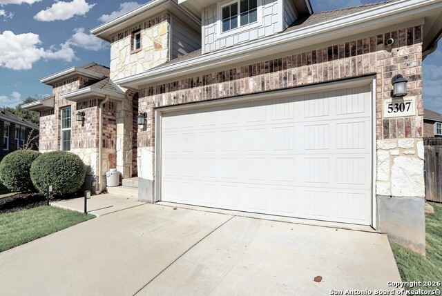 Image 3 of 50 For 5307 Saunter Ln