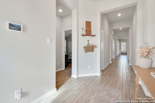 Image 5 of 50 For 5307 Saunter Ln