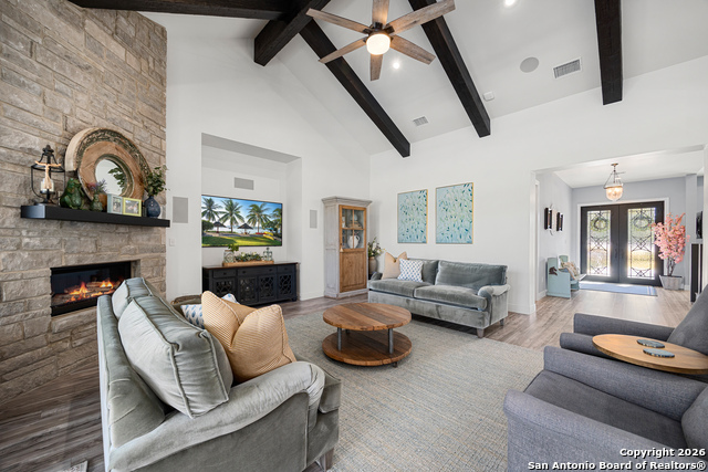 Image 10 of 61 For 734 Maximino Ridge Rd.