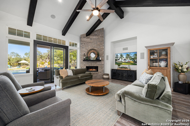 Image 12 of 61 For 734 Maximino Ridge Rd.