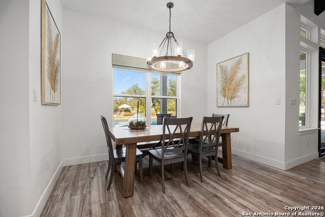 Image 19 of 61 For 734 Maximino Ridge Rd.