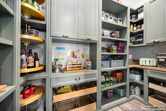 Image 20 of 61 For 734 Maximino Ridge Rd.