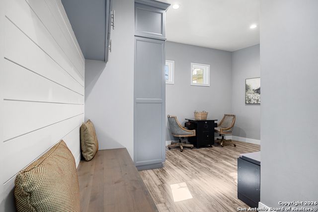 Image 23 of 61 For 734 Maximino Ridge Rd.