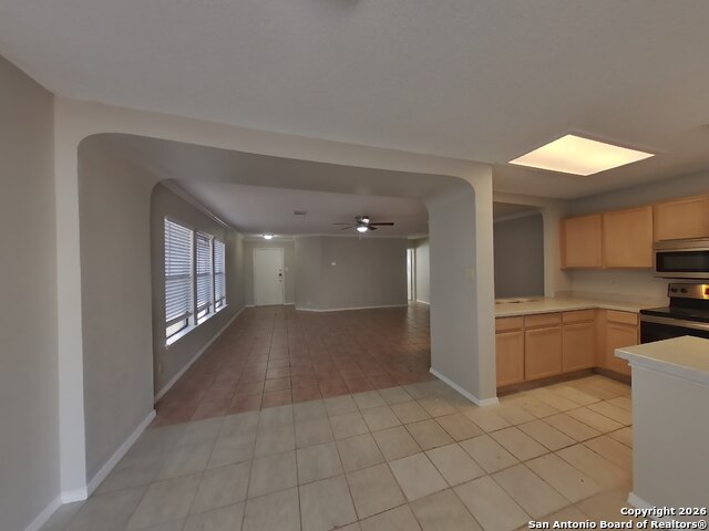 Image 3 of 16 For 7807 Encanto Vista