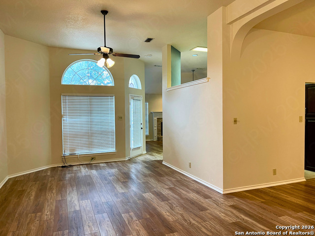 Image 5 of 16 For 11754 Barkston