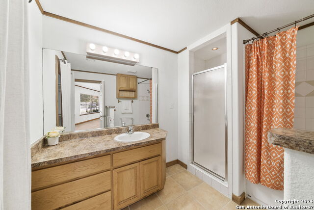 Image 18 of 32 For 1015 Algier  