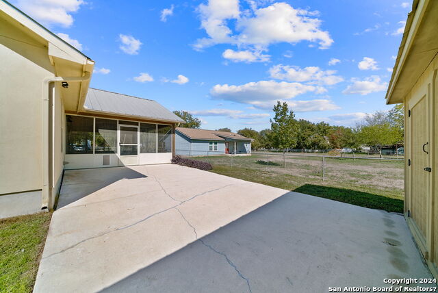 Image 28 of 32 For 1015 Algier  