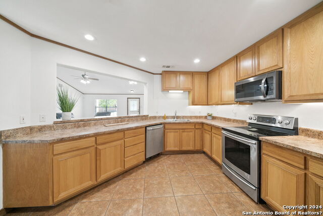 Image 9 of 32 For 1015 Algier  