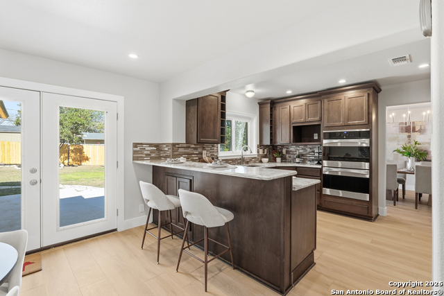 Listing photo id 9 for 135 Arvin  