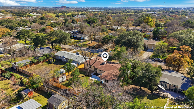 Listing photo id 29 for 135 Arvin  