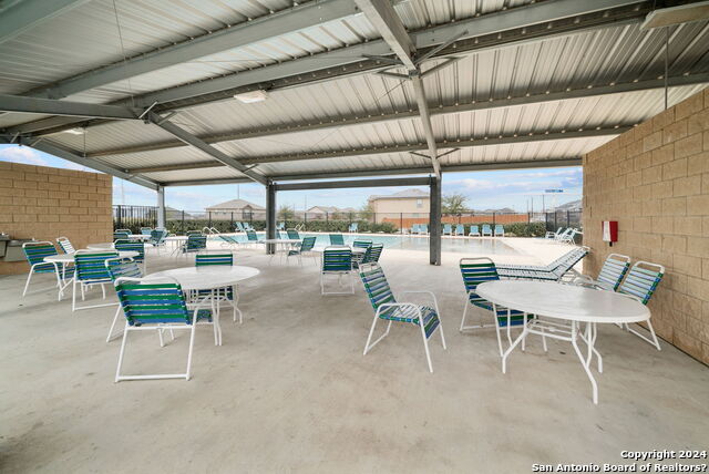 Image 17 of 18 For 11423 Blackmore Leap