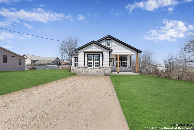 Image 2 of 25 For 4149 Mountain Pass