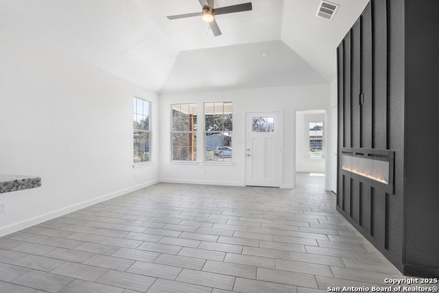 Image 6 of 25 For 4149 Mountain Pass