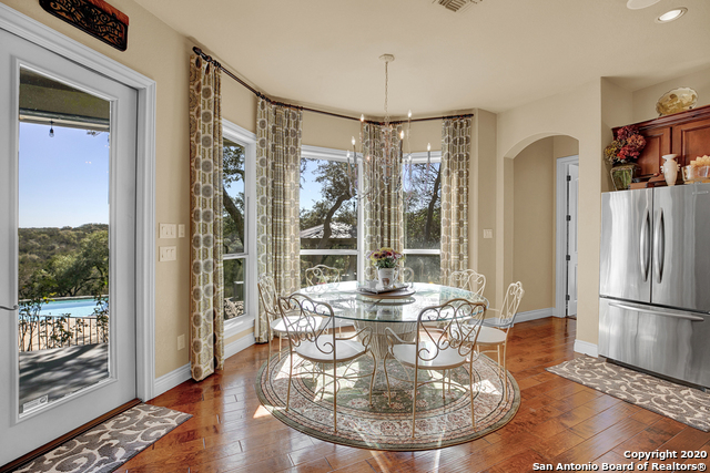 Listing photo id 12 for 1262 Elm Creek Rd