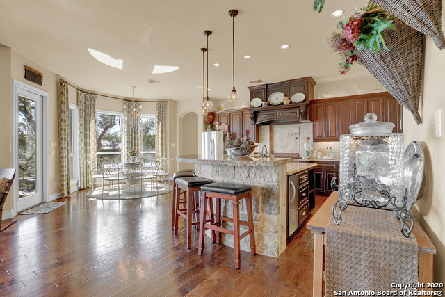 Listing photo id 19 for 1262 Elm Creek Rd