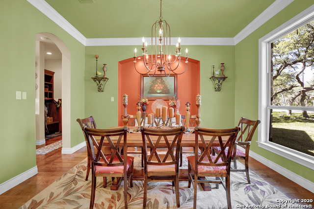 Listing photo id 7 for 1262 Elm Creek Rd