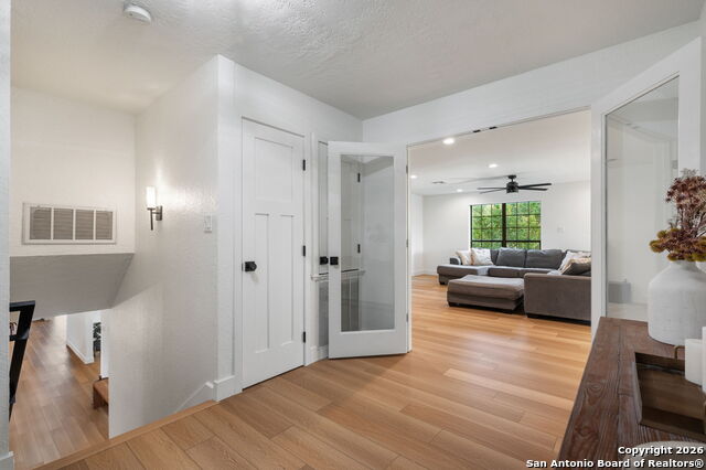 Listing photo id 16 for 8345 Rolling Acres Trl