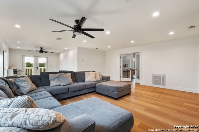 Listing photo id 18 for 8345 Rolling Acres Trl