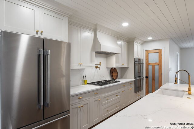 Listing photo id 2 for 8345 Rolling Acres Trl