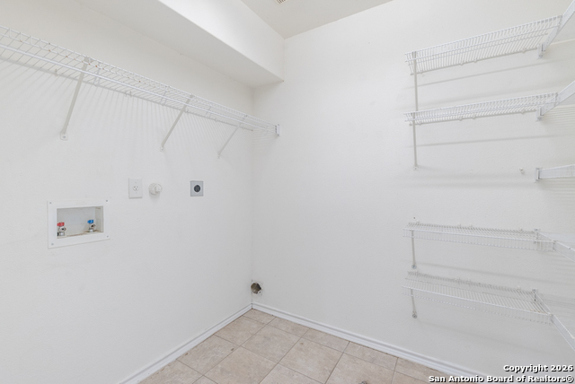 Image 30 of 33 For 635 Lynx  