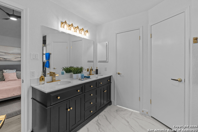 Image 24 of 27 For 13422 Marceline