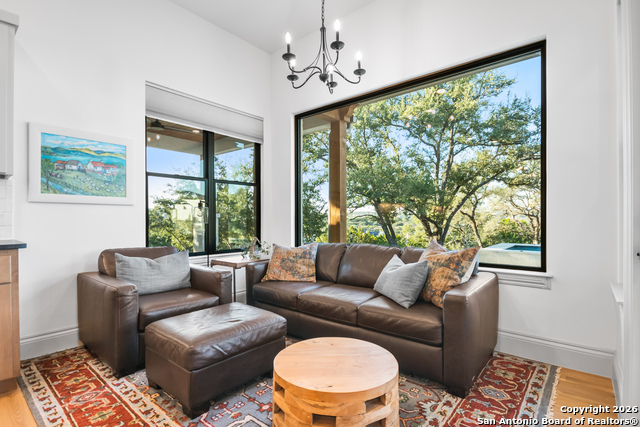 Listing photo id 16 for 11123 Barreal