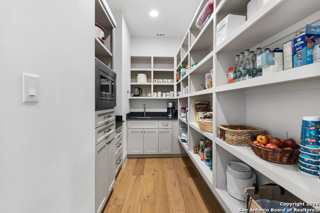 Listing photo id 23 for 11123 Barreal