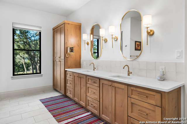 Listing photo id 28 for 11123 Barreal