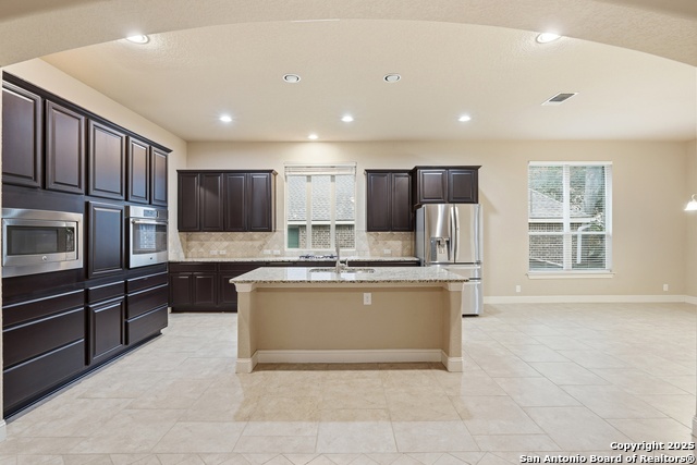 Image 14 of 37 For 8234 Two Winds