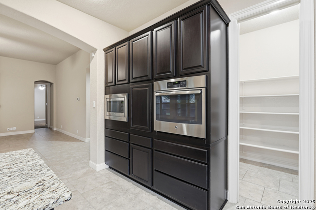 Image 18 of 37 For 8234 Two Winds