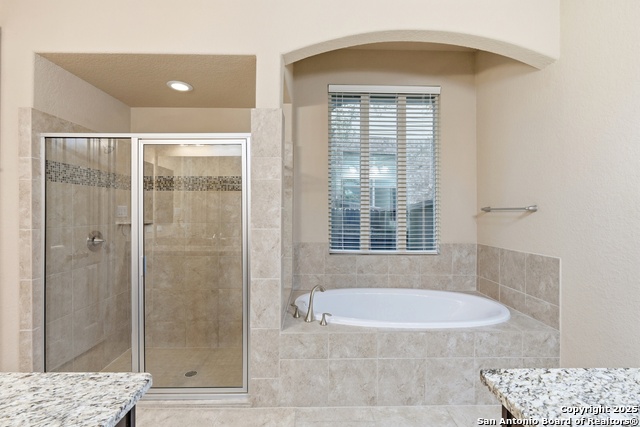 Image 21 of 37 For 8234 Two Winds