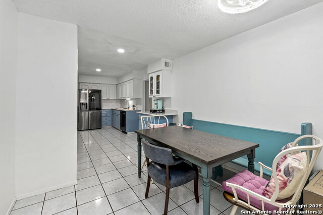 Image 15 of 25 For 8033 New Braunfels Avenue N 400 D