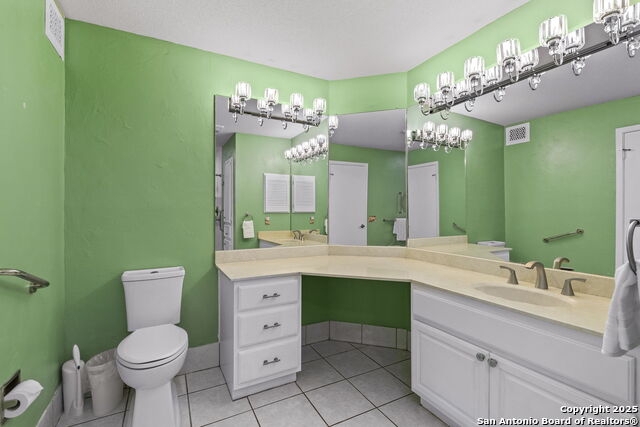 Image 21 of 25 For 8033 New Braunfels Avenue N 400 D