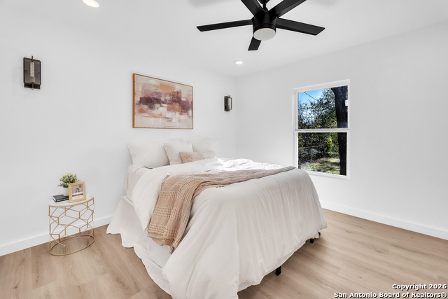 Image 12 of 14 For 1118 Shadwell