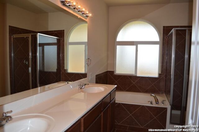 Image 5 of 8 For 7934 Radiant Star